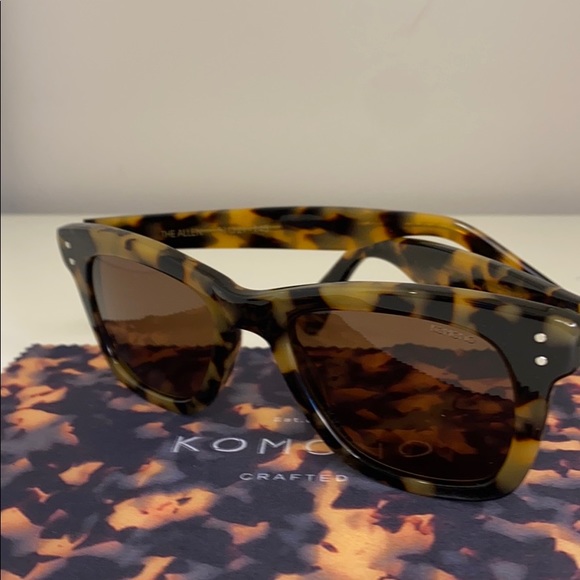 Komono Allen Tortoise Demi New Sunglasses brown tan wayfarer - Picture 8 of 16